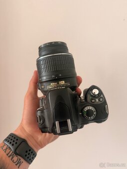 Nikon D40 + Nikon AF-S 19-55mm - 2