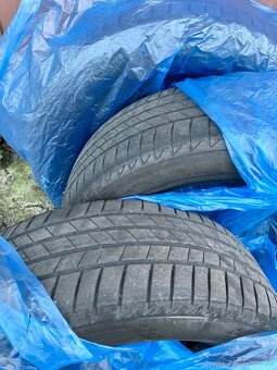 Letní použité gumy na SUV 225/55 R18 - 2