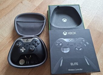 Xbox Elite Ovladač včetně PC USB donglu - 2