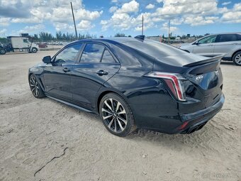 Cadillac CT4 2022 - 2