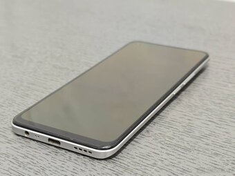 Realme 8 - 2