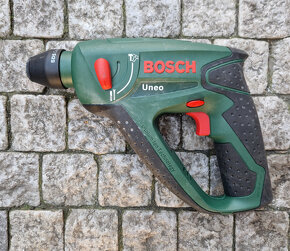 aku vrtací kladivo Bosch Uneo 14,4V - 2