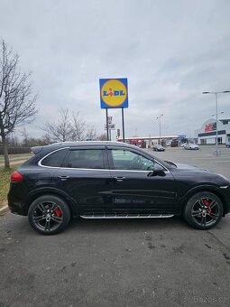 Porsche Cayenne - individual - 2
