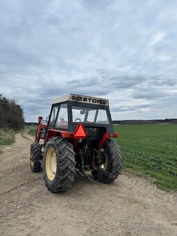 Zetor 7045 s čelním nakladaček - 2