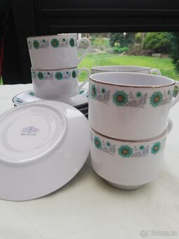 Porcelánová souprava-zelené kvítky - 2