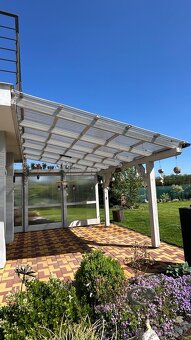 Pergola s boční zahrnovací zástěnou - 2