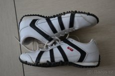 sportovní boty zn.Levis vel.40 - 2