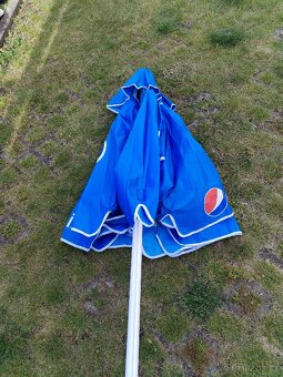 Slunečník Pepsi - 2