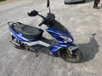 Benzinovy 2t skutr matdor maxon 50ccm - 2