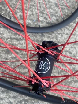 Karbonová kola 1150g, berd spokes, kotouče - 2