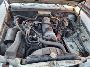 Mercedes Benz w115/8 - 2
