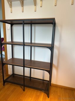 Knihovna/ Police Ikea Fjabblo - 2