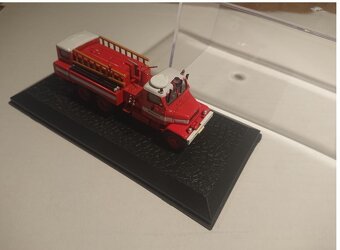 Kovový model auta Praga V3S - 2