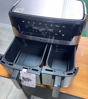 Nová multifunkční trouba Tefal Dual Easy Fry & Grill EY905D - 2