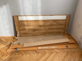 Manželská postel 180x200 - 2