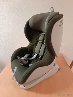 Britax Römer TRIFIX 2018 OLIVE GREEN - 2