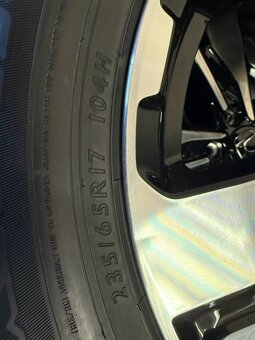 R17 ORIG.NEPOUŽITÁ ALU KOLA HONDA CRV 235/65/17 - 2