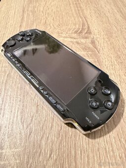 PSP 3000 - 2