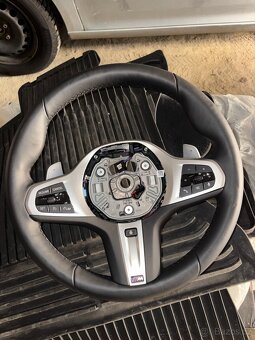 Volant BMW G20 M paket vyhrivany - 2