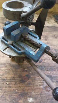 Stojan na vrtačku - 2