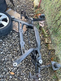 Škoda superb 2 zadní náprava - 2