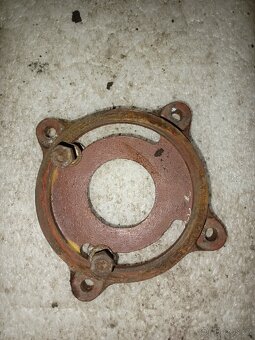 Podstavec svěrák York 100 - 2