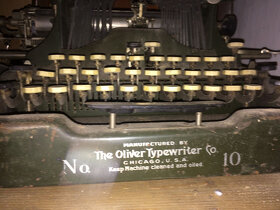Starožitný psací stroj Oliver, Olympia, Adler, ... - 2