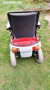 elektrický invalidní vozík - 2