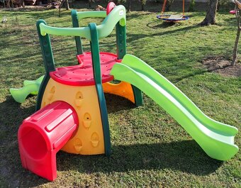 Prolézačka se skluzavkami Little Tikes - 2