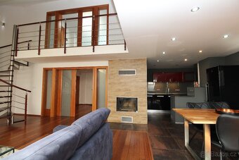 Pronájem mezonetového bytu 3+kk, 159 m2, Praha 2 Vinohrady - 2