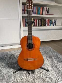 Akustická kytara Yamaha C40 - 2