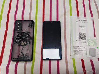 Samsung Galaxy S20 FE 256GB - 2