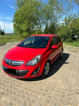 Opel Corsa 1.2 63kw červená - 2