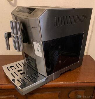 Kávovar DeLonghi - 2