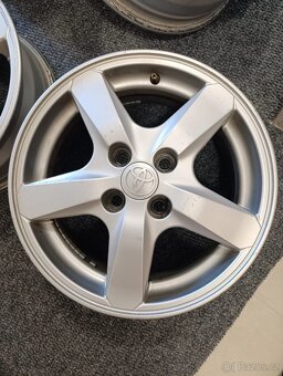 Toyota Corolla 1,6 r.v.2002-sada kol+Kia+Hyundai+Suzuki
- 2