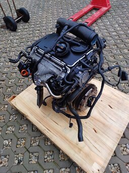 Motor BKD / AZV 2,0 tdi 103kw rok 07 dovoz - 2