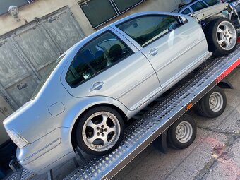 VW BORA 1.6 16V PACIFIC PROJEKT RV 2004 - 2