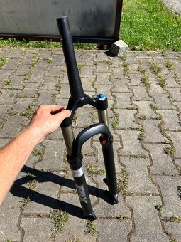 Vidlice fox float 32r 100 - 2