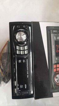 Autorádio S Dvěmi Vstupy USB +4x50w - 2
