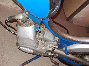Moped - 2