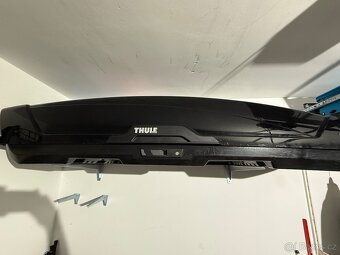 STŘEŠNÍ BOX THULE MOTION 3 XXL BLACK GLOSSY - 2