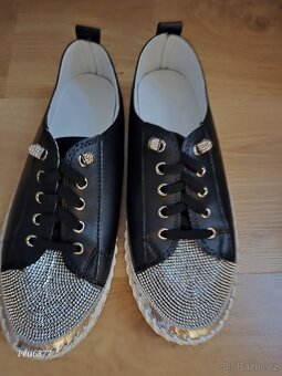 Černostříbrné botky vel. 38 - 2