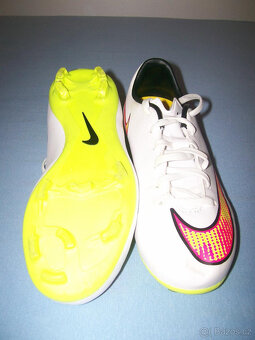 Kopačky NIKE MERCURIAL - č. 33 - 2