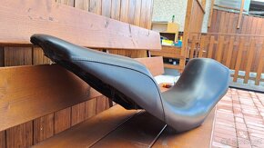 Snížené sedlo na Triumph Tiger 1050 - 2