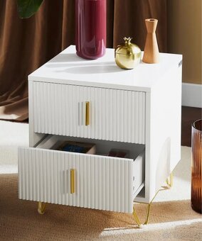 bílé noční stolky - 2