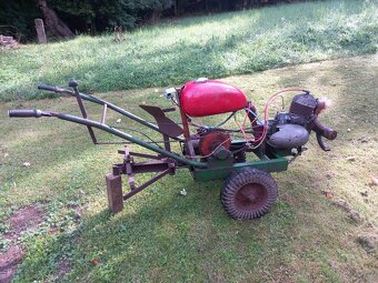 Traktůrek domácí výroby - "Tera" - 2