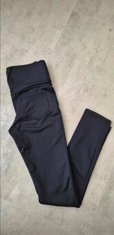 Stahující dámské legíny - 2