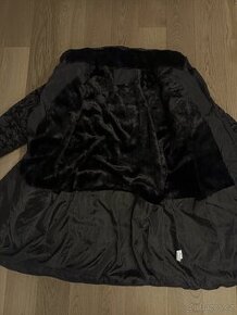 Krásná černá dámská bunda - 2