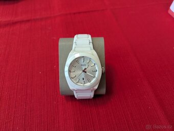 Fossil keramické hodinky Everett - 2