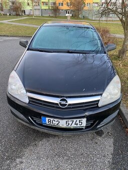 Opel Astra H GTC 1.7 CDTI (74 kW) - 2